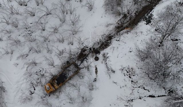 600 metre uçurumdan yuvarlandı: Kaza anı kamerada