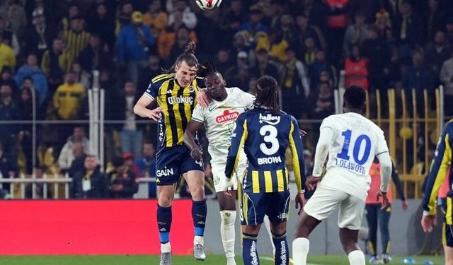 Kadıköy’de son saniye şoku: Fenerbahçe galibiyeti kaçırdı