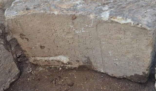 Midyat’ta bulunan kitabeler 772 yılına uzanan tarihi ortaya çıkardı