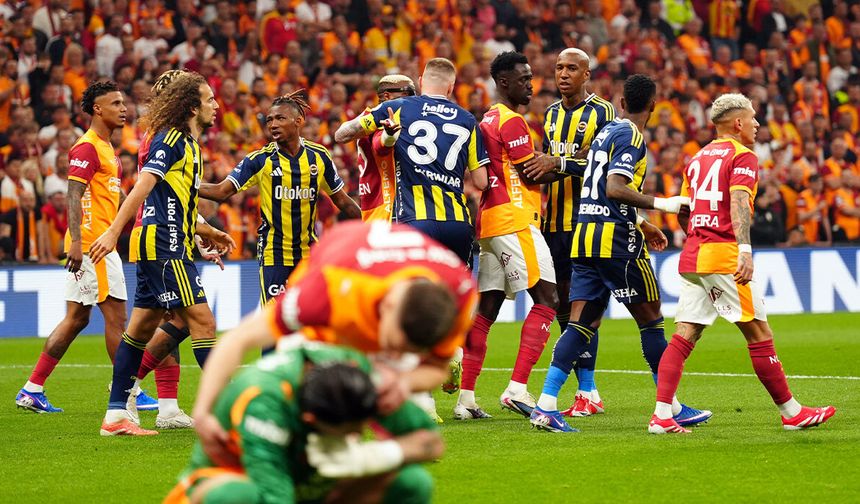 Galatasaray derbide Fenerbahçe'yi 3-0 yendi, fark 7 puan
